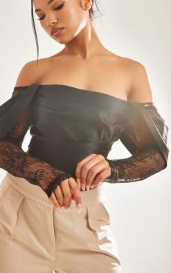 Crop Top Satiné Noir à Manches En Dentelle Et Col Bardot Drapé Plissé 8 Crop Top Satiné Noir à Manches En Dentelle Et Col Bardot Drapé Plissé -Pas Cher Tendance Charme Magasin 17869beb863343c61aa51b0b48f8036add1b3176 cnd6215 4