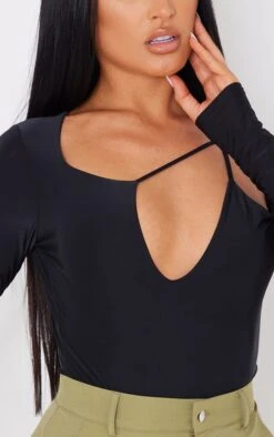 Logic Body Moulant Noir Manches Longues à Lanières Et Découpes -Pas Cher Tendance Charme Magasin 265b2a31d6a3fca1ca294397c90fc2cb4d225de1 cmw6808 4