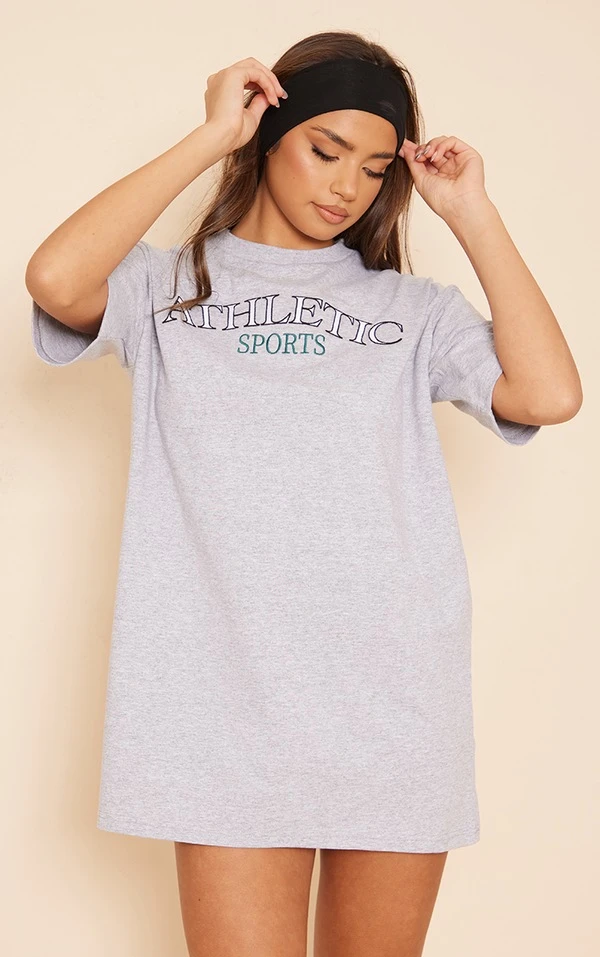 Robe T-shirt Gris Chiné à Manches Courtes Et Slogan Badge Athletic Sports 3 Robe T-shirt Gris Chiné à Manches Courtes Et Slogan Badge Athletic Sports – Image 3