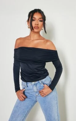 Top Moulant Noir Froncé à Manches Longues Et Col Bardot