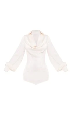 Robe-chemise Satinée Texturée Crème à Col Bénitier Détaillé 9 Robe-chemise Satinée Texturée Crème à Col Bénitier Détaillé -Pas Cher Tendance Charme Magasin 432e4a0aa3ebb6b0a1af4b3e04832d3a80d9473e cne1438 5