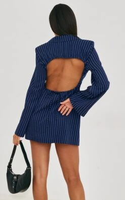 Robe Blazer Bleu Marine Froncée Et Découpée Dans Le Dos à Rayures Et Double Boutonnière 8 Robe Blazer Bleu Marine Froncée Et Découpée Dans Le Dos à Rayures Et Double Boutonnière -Pas Cher Tendance Charme Magasin 43ae2636d6d294408529d63daadb48827e07a7ed cnb7400 4