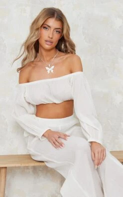 Crop Top Fluide En étamine Crème à Col Bardot Et Manches Bouffantes