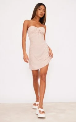 Robe Droite Bustier Texturée Gris Pierre Torsadée 7 Robe Droite Bustier Texturée Gris Pierre Torsadée -Pas Cher Tendance Charme Magasin 4d462fc5d2b0c456687a8c1fbf619a40a89ee1e3 cne6503 3