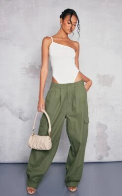 Body Long Moulant Crème Asymétrique à Bretelle Unique -Pas Cher Tendance Charme Magasin 4f7f95a94d7563218290c8803855d70354b61960 cnd8962 3