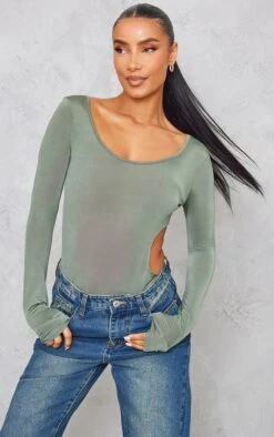 Body Moulant Kaki à Manches Longues Et Côté Découpé