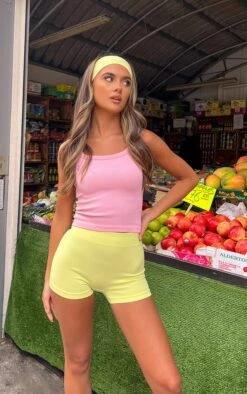 Mini Short Côtelé Vert Citron à Contours 9 Mini Short Côtelé Vert Citron à Contours -Pas Cher Tendance Charme Magasin 5f2fa1f797cddb721dd1de4f0dee7985b5d6fbf5 cne2620 4