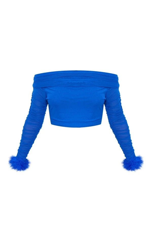 Crop Top En Mesh Bleu à Col Bardot Et Bordures En Plumes 5 Crop Top En Mesh Bleu à Col Bardot Et Bordures En Plumes – Image 5