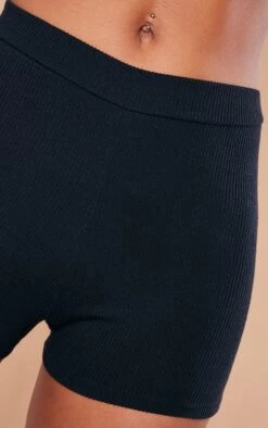 Logic Mini Short Noir Crêpé Et Côtelé -Pas Cher Tendance Charme Magasin 6463d0e57912a8a6e66f15e58d9300b8a1f34fe1 cne0267 5