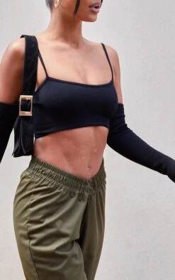 Crop Top Noir Côtelé à épaules Dénudées Détail Contours -Pas Cher Tendance Charme Magasin 65ef85c869aaa99fe0d4291f2991d551875625ca cmw1827 4