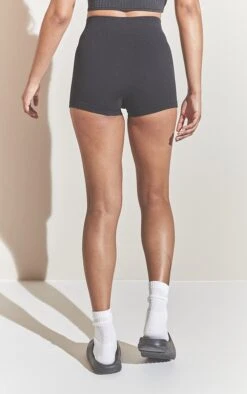 Mini-short Structuré Côtelé Noir Détail Contours -Pas Cher Tendance Charme Magasin 8bcf976b0e63a3d0d4cf91cee34c718fcf86d93b cmo8759 3