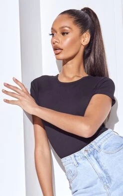 Essentiel Body Cintré Noir à Manches Courtes -Pas Cher Tendance Charme Magasin 8cfad893336e3f9fe6f217924f4b1e9e82f1b50c cmp1948 4