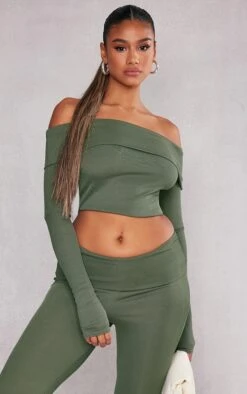 Top Côtelé Kaki à Col Bardot Plié Et Manches Flûtes