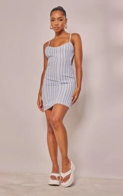 Robe T-shirt Droite En Effet Lin Bleu Découpé à Rayures Et Liens Noués Au Dos 7 Robe T-shirt Droite En Effet Lin Bleu Découpé à Rayures Et Liens Noués Au Dos -Pas Cher Tendance Charme Magasin b178deefdad9c5cd064e069e1dd4421c48b6aaac cne6484 3