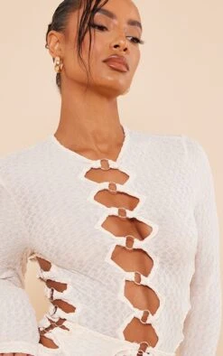 Body Texturé Crème à Découpes Et Détail Anneaux -Pas Cher Tendance Charme Magasin b3881850cf8afa4f040400517ef88f06bffdad7b cnd6979 4