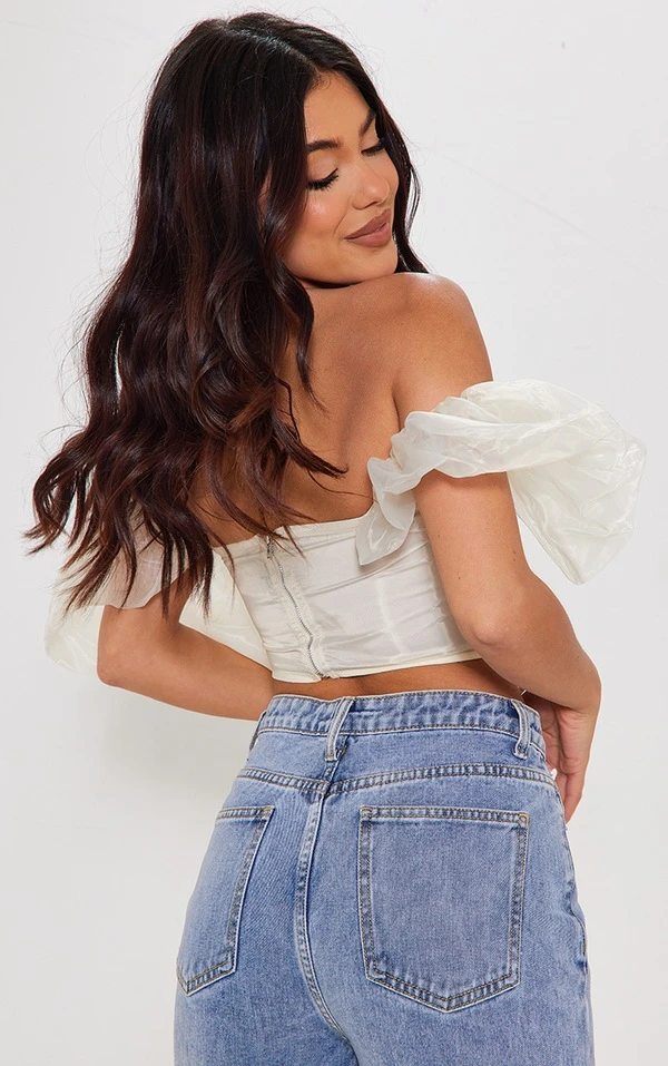 Corset En Mousseline De Soie Crème à Col Bardot Et Manches Bouffantes 2 Corset En Mousseline De Soie Crème à Col Bardot Et Manches Bouffantes – Image 2