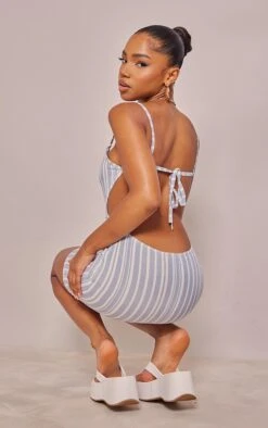 Robe T-shirt Droite En Effet Lin Bleu Découpé à Rayures Et Liens Noués Au Dos