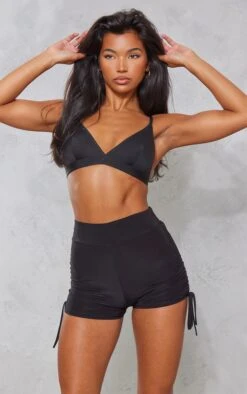 Logic Mini Short Moulant Noir à Côtés Froncés -Pas Cher Tendance Charme Magasin b7fdf7fcad1b519755d45170c93984c62003bc64 cmw2476 4