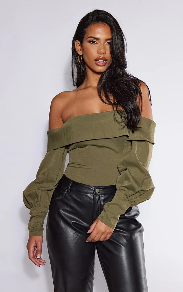 Body Tissé Kaki à Volants Et épaules Dénudées 1 Body Tissé Kaki à Volants Et épaules Dénudées