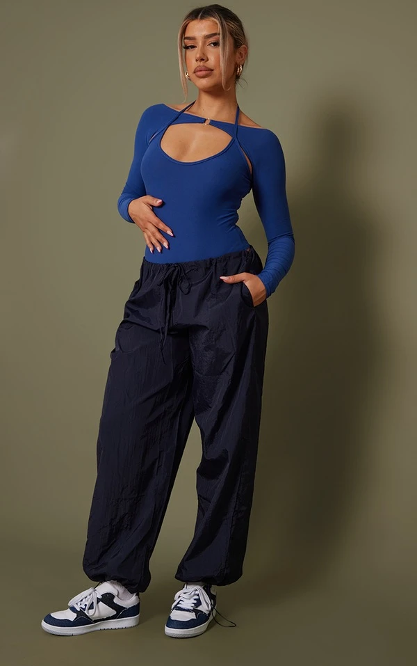 Body En Jersey Bleu Marine Découpé à Anneau Et Superpositions 3 Body En Jersey Bleu Marine Découpé à Anneau Et Superpositions – Image 3