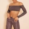 Crop Top Finement Texturé Chocolat à Col Bardot