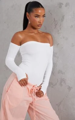 Body Col Bardot Côtelé Blanc à Détail Contours Et Trous Pour Les Pouces 9 Body Col Bardot Côtelé Blanc à Détail Contours Et Trous Pour Les Pouces -Pas Cher Tendance Charme Magasin c2f93db882f6377d815c6748078017e93483d6d1 cne2051 4