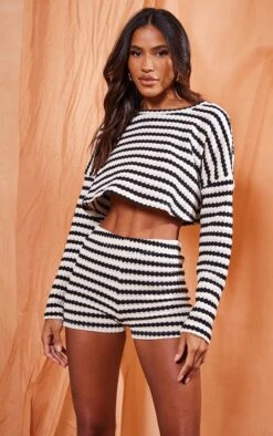 Mini-short Côtelé Texturé Noir à Rayures 8 Mini-short Côtelé Texturé Noir à Rayures -Pas Cher Tendance Charme Magasin db264e95f9da87e99b951abf02fe46e65e9196dc cnd6985 4