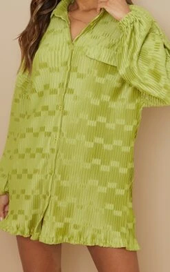 Robe Chemise Oversize Vert Olive Crêpée Et Plissée -Pas Cher Tendance Charme Magasin db6e3c6c196e5e55daec55db187b13d9171f9340 cmw6613 5