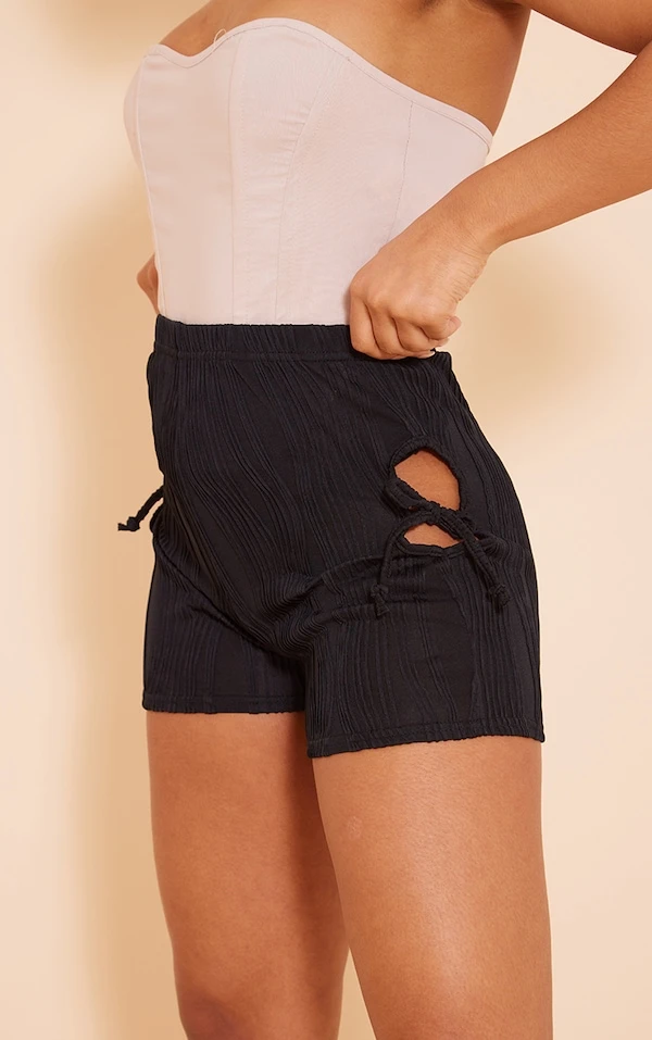 Mini-short Noir Plissé Noué Sur Les Côtés 5 Mini-short Noir Plissé Noué Sur Les Côtés – Image 5