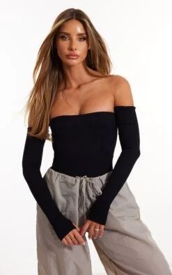 Body Col Bardot Côtelé Noir à Détail Contours Et Trous Pour Les Pouces