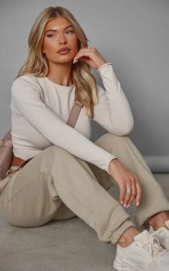 Crop Top En Coton Gris Pierre à Ourlet Légèrement Volanté Et Manches Longues -Pas Cher Tendance Charme Magasin f8ca41f22ee2d57f1d24fd00b324950b96a9f8e7 cnc9097 4